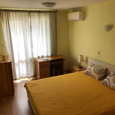 Apartment Cosy With Beautiful Terrace In The Heart Of Varna