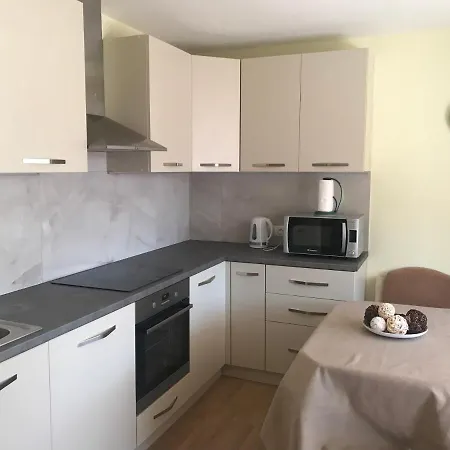 Cosy With Beautiful Terrace In The Heart Of Apartamento *